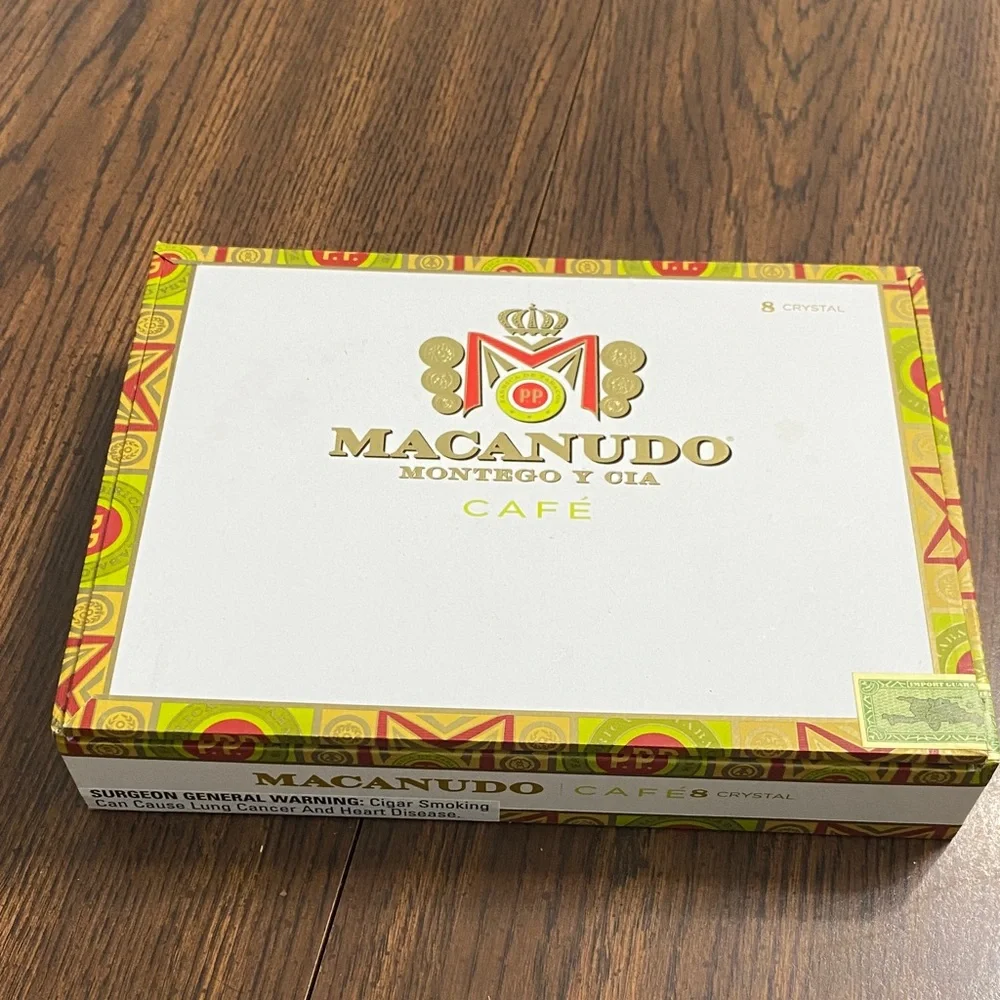 Macanudo Montevideo Y Cia Cafe cigar box